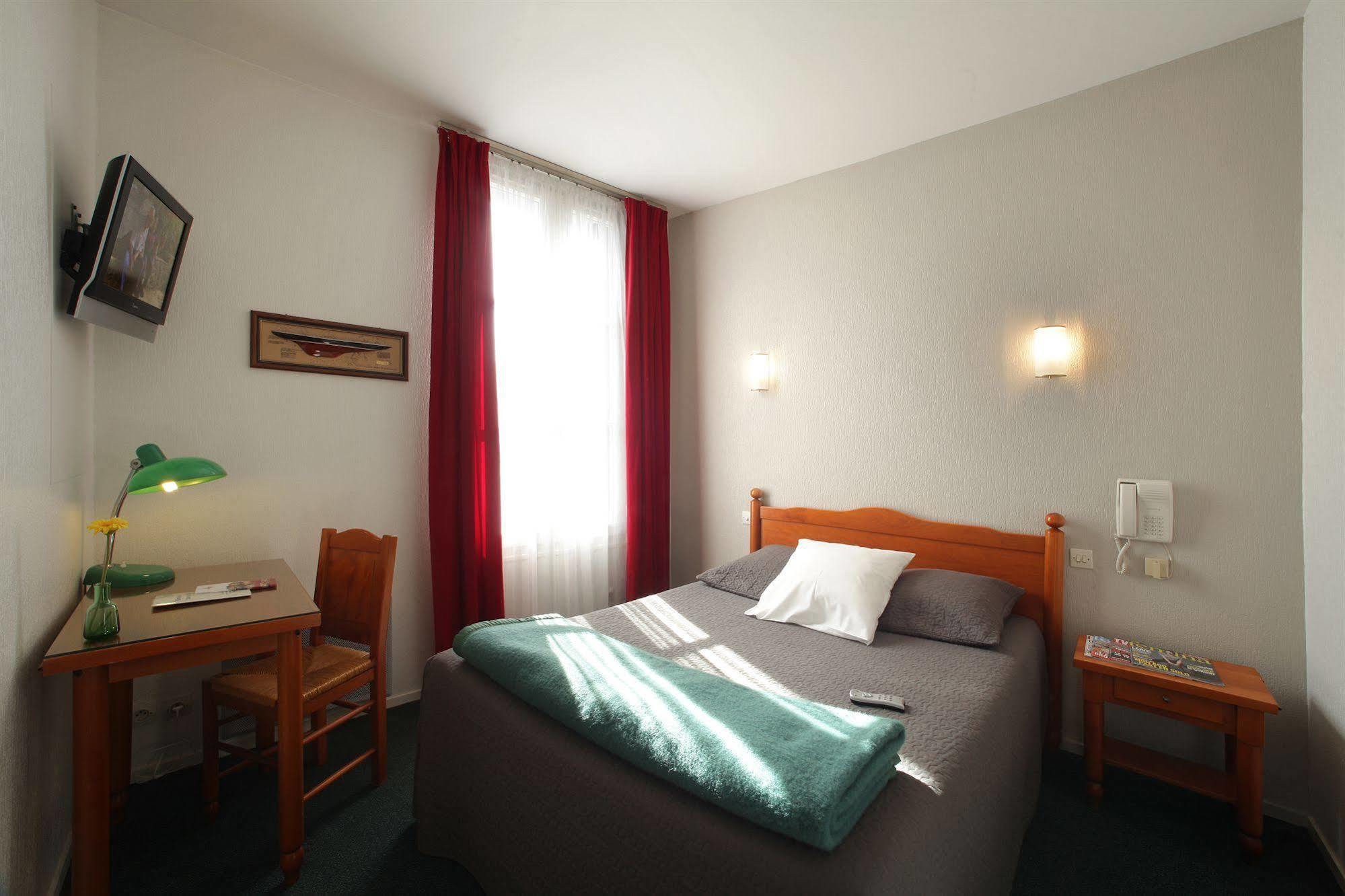 The Originals City, Ker Izel, 2*